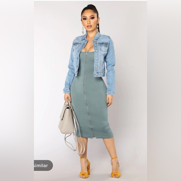Fashion Nova - So Basic Denim Jacket Light Wash - Picture 1 of 6